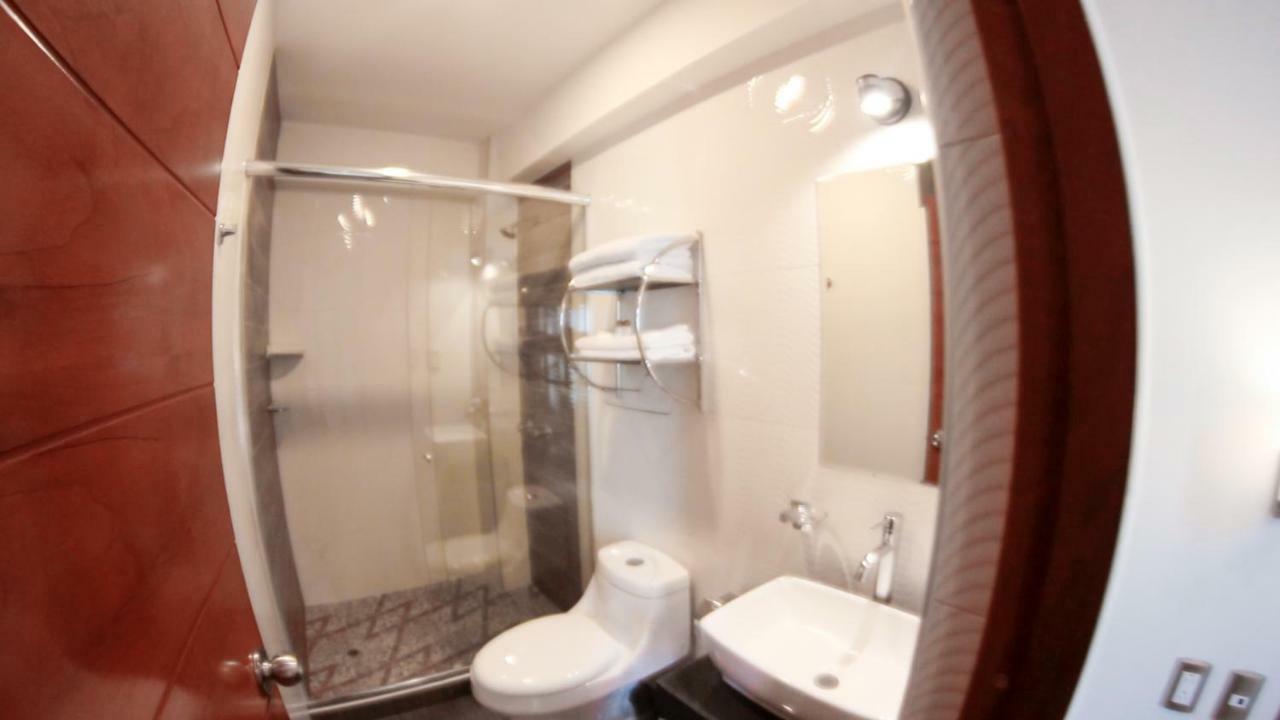 Hotel Ottavis チクラーヨ エクステリア 写真